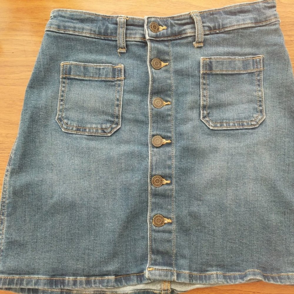 Gap Stretch Denim Mini A-Line Skirt Button 2/26